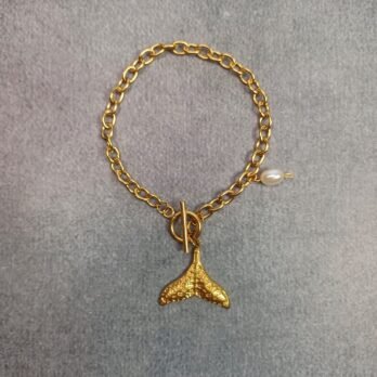 Golden Whale Tail Bracelet